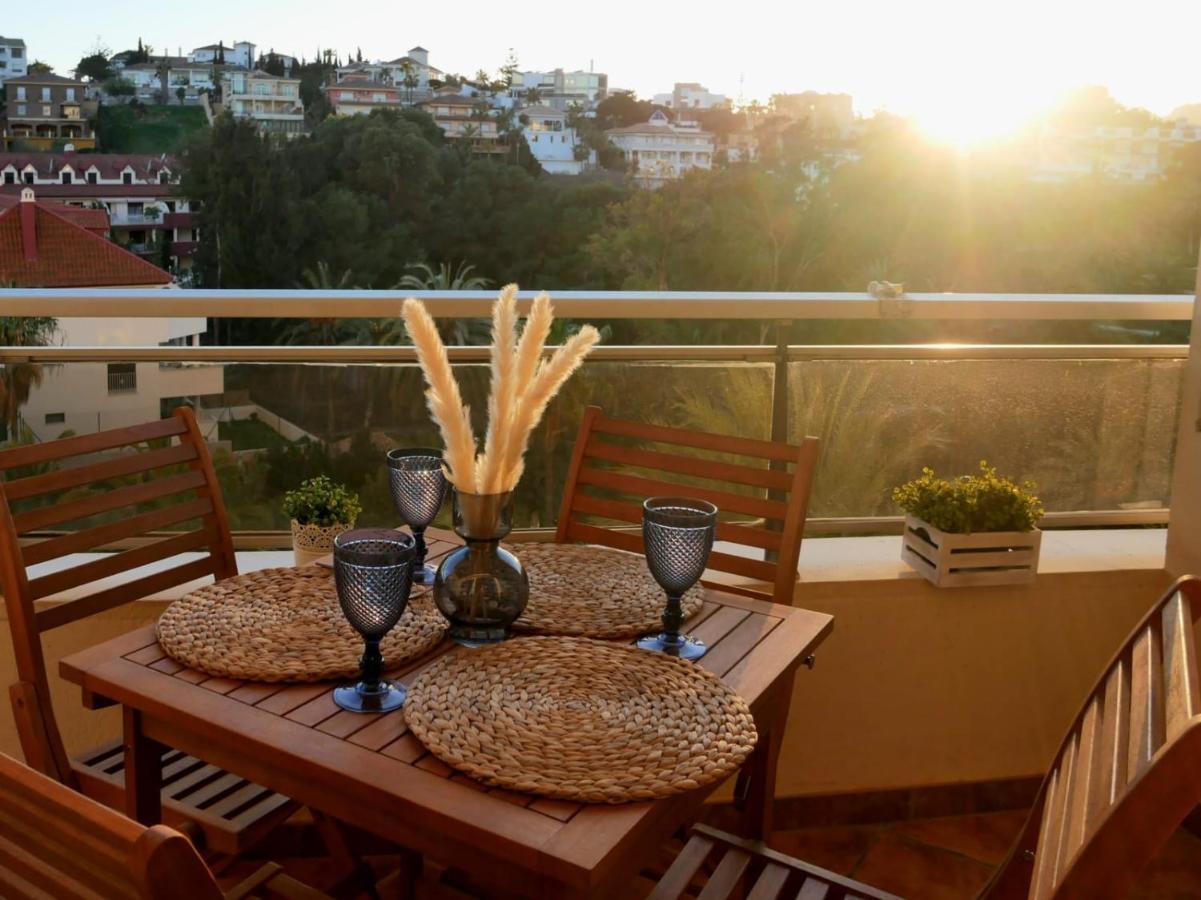 Soleado Apartamento Golf Y A 900 M De La Playa Бенальмадена Екстер'єр фото